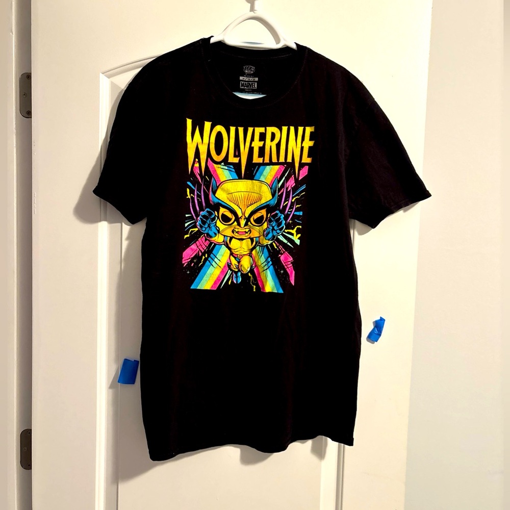 Funko Pop Wolverine Black Light Graphic Tshirt Sz XL